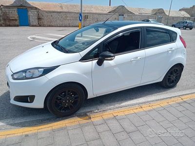 usata Ford Fiesta 6ª serie - 2017