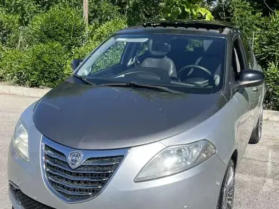 Usata Lancia Ypsilon S 86 CV (63 kW) 2011 Grigio Utilitaria
