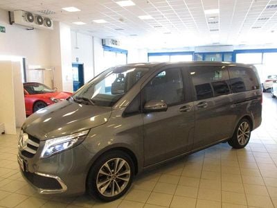 Usata Mercedes V300 Premium 239 CV (175 kW) 2020 Grigio Monovolume