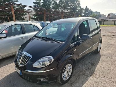 Usata Lancia Musa Gold 95 CV (69 kW) 2012 Nero Monovolume