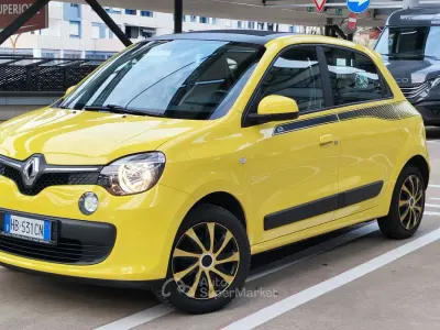 Usata Renault Twingo 91 CV (66 kW) 2015 Giallo Utilitaria