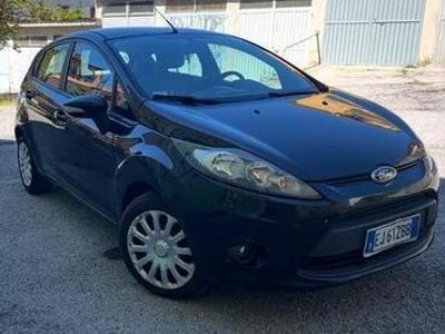 Begagnad Ford Fiesta 95 HK (69 kW) 2011 Svart Halvkombi
