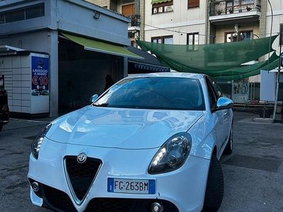 Usata Alfa Romeo Giulietta Super 120 CV (88 kW) 2016 Bianco Berlina