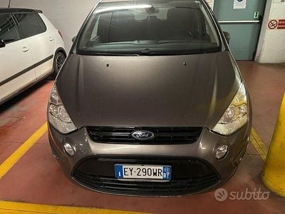 Usata Ford S-MAX Business Edition 140 CV (102 kW) 2014 Grigio Monovolume