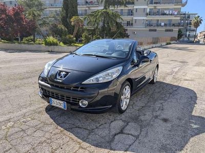 Begagnad Peugeot 207 CC Roland Garros 109 HK (80 kW) 2008 Svart Cab