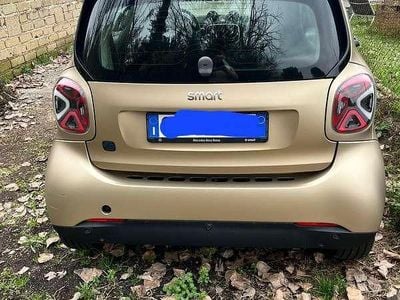 Oro Usata 2023 Smart ForTwo Coupé Utilitaria | 14.900 € (Cara)