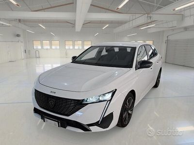 Usata Peugeot 308 SW Allure 130 CV (95 kW) 2022 Bianco Station wagon