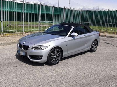 Usata BMW 220 Sport Line 190 CV (139 kW) 2016 Argento Cabrio