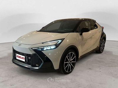 Usata Toyota C-HR Sport 152 CV (111 kW) 2024 Bianco SUV