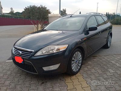 Usata Ford Mondeo Ghia 140 CV (102 kW) 2008 Grigio Station wagon