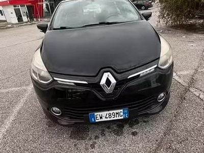 Usata Renault Clio IV 75 CV (55 kW) 2014 Nero Berlina