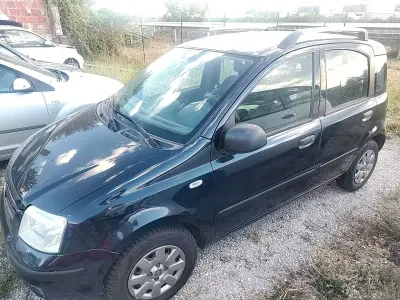 Usata Fiat Panda Dynamic 60 CV (44 kW) 2010 Blu Utilitaria