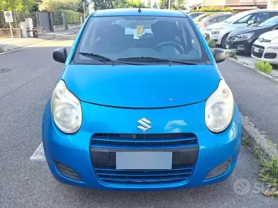 Usata Suzuki Alto 68 CV (50 kW) 2014 Blu Utilitaria