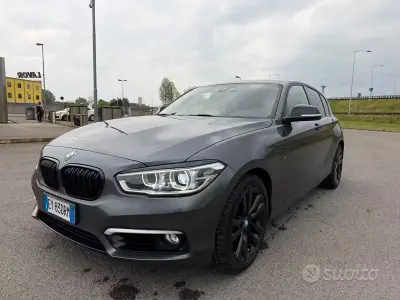 Usata BMW 118 Efficient Dynamics 150 CV (110 kW) 2015 Grigio Utilitaria
