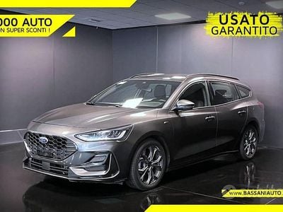 Grigio metallizzato Usata 2022 Ford Focus ST-Line Station wagon | 18.000 € (Buon prezzo)