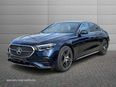 Usata Mercedes E300 313 CV (230 kW) 2025 Blu canvasite metallizzato Berlina