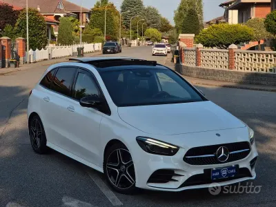 Usata Mercedes B200 AMG line 150 CV (110 kW) 2020 Bianco Utilitaria