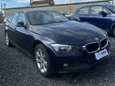 Usata BMW 320 Luxury Line 184 CV (135 kW) 2014 Blu/azzurro Station wagon