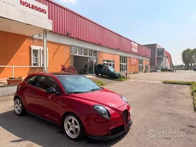 Second-hand Alfa Romeo MiTo Distinctive 120 CP (88 kW) 2012 Roșu Hatchback