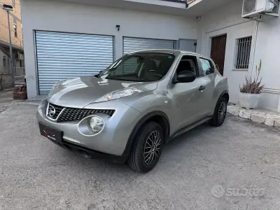 Gebraucht Nissan Juke Acenta 110 PS (80 kW) 2013 Grau SUV