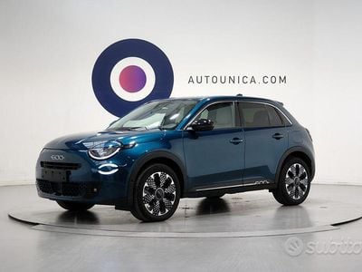 Usata Fiat 600 La Prima 101 CV (74 kW) 2025 Blu SUV