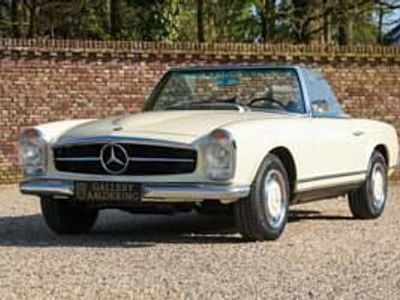 Occasion Mercedes 250 150 ch (110 kW) 1967 Beige Cabriolet