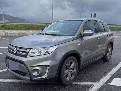 Usata Suzuki Vitara 120 CV (88 kW) 2017 Grigio SUV