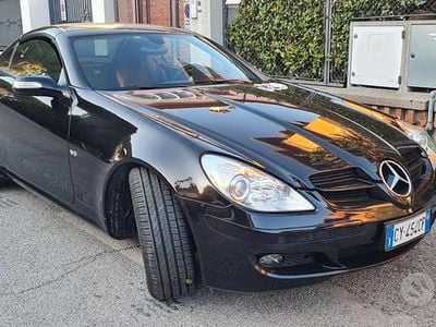 Begagnad Mercedes SLK280 231 HK (169 kW) 2005 Svart Cab