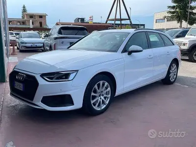 Usata Audi A4 Business 204 CV (150 kW) 2021 Bianco Berlina