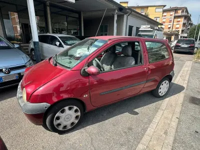 Usata Renault Twingo 58 CV (42 kW) 2005 Rosso Utilitaria