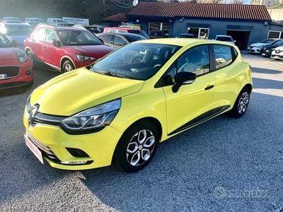 Usata Renault Clio IV 75 CV (55 kW) 2019 Giallo Berlina