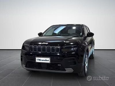Usata Jeep Avenger Altitude 101 CV (74 kW) 2023 Nero SUV