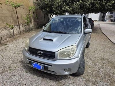 Usata Toyota RAV4 116 CV (85 kW) 2004 SUV