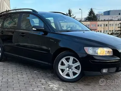 Usata Volvo V50 101 CV (74 kW) 2010 Nero Station wagon
