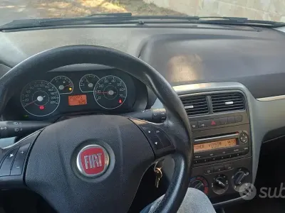 Usata Fiat Grande Punto 65 CV (47 kW) 2007 Utilitaria