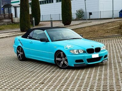 Usata BMW 325 Cabriolet Efficient Dynamics 240 CV (176 kW) 2001 Blu Cabrio