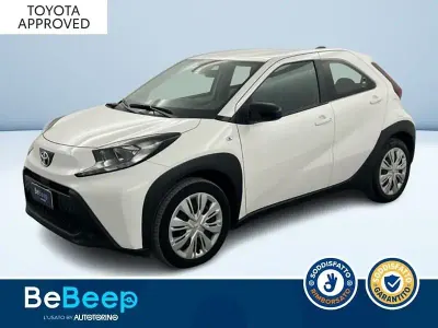 Usata Toyota Aygo X Trend 72 CV (52 kW) 2022 Bianco pastello SUV