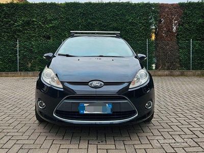 Usata Ford Fiesta 60 CV (44 kW) 2011 Nero Utilitaria