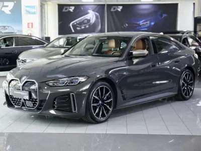 Usata BMW i4 M Sport 125 kW (170 CV) 2023 Dravit grey Berlina