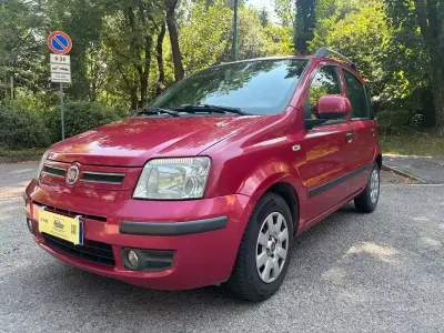 Usata Fiat Panda Emotion 69 CV (50 kW) 2011 Rosso Utilitaria