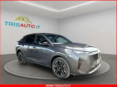 Usata Peugeot 3008 Allure 136 CV (100 kW) 2025 Argento SUV