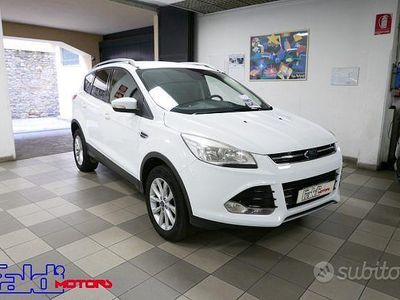 Usata Ford Kuga Titanium 120 CV (88 kW) 2016 Bianco SUV