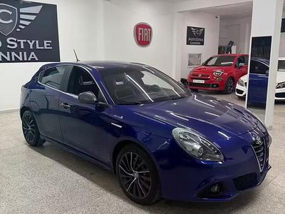 Usata Alfa Romeo Giulietta Exclusive 105 CV (77 kW) 2015 Blu Utilitaria