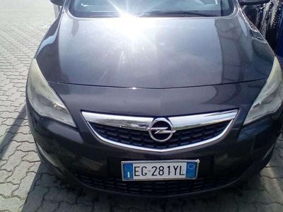 usata Opel Astra Sports Tourer 1.7 cdti Cosmo 110cv