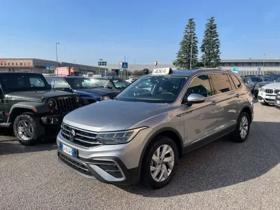 Begagnad VW Tiguan Allspace Life 150 HK (110 kW) 2022 Silver SUV