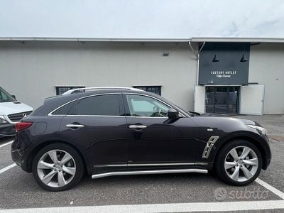 Usata Infiniti Fx30 238 CV (175 kW) 2011 Marrone SUV