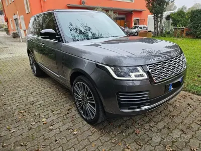 Usata Land Rover Range Rover Vogue 249 CV (183 kW) 2019 Grigio SUV