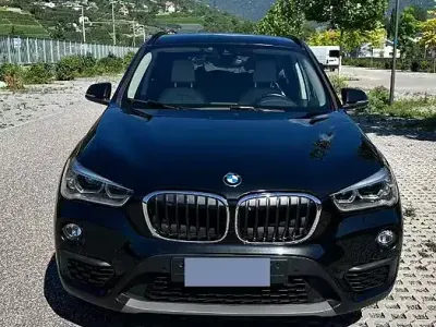 Usata BMW X1 150 CV (110 kW) 2019 Nero SUV