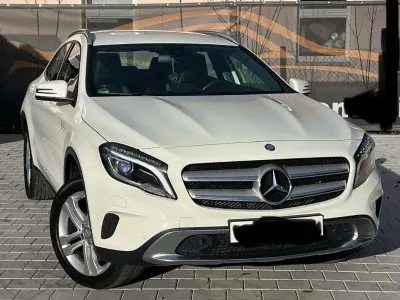 Käytetty Mercedes GLA180 Business 122 HP (89 kW) 2016 Katumaasturi