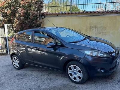 Usata Ford Fiesta 70 CV (51 kW) 2009 Nero Utilitaria